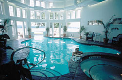 Indoor outdoor pools at the Inns at mills fall, meredith nh